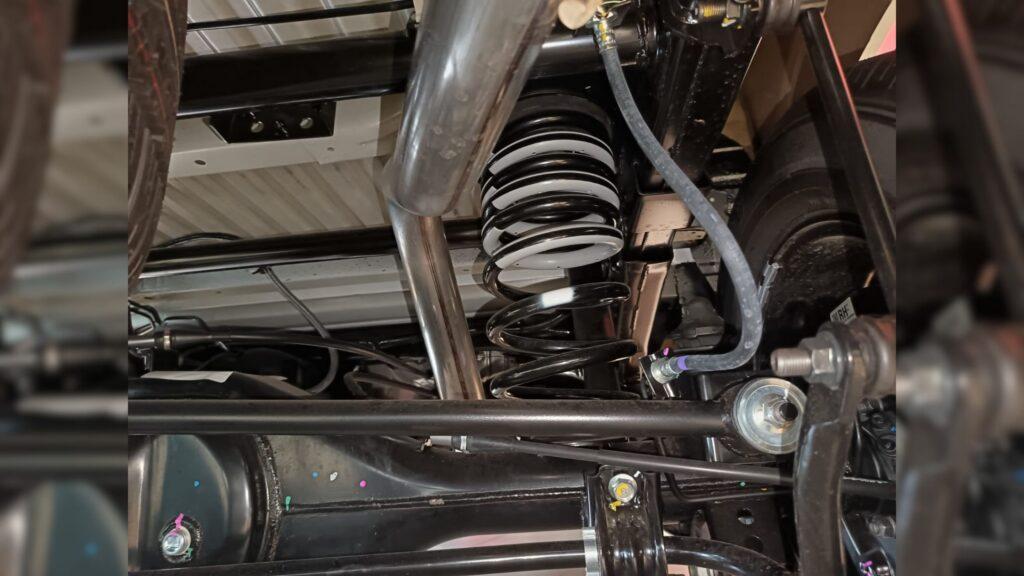 Nissan Navara LE Double Cab Suspension