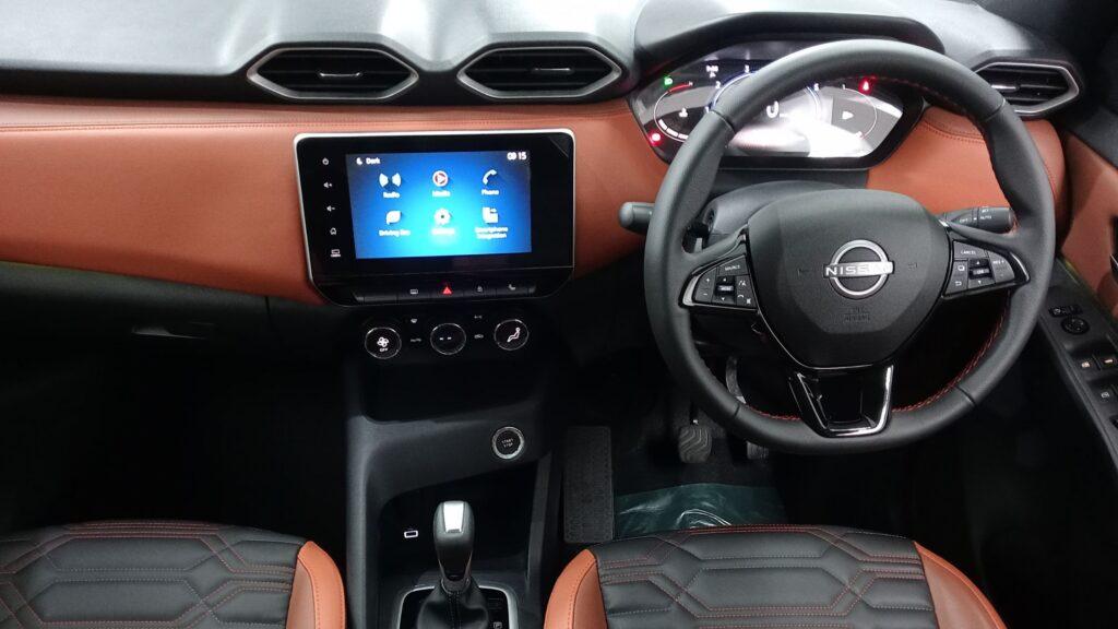 Nissan Magnite Acenta Plus CVT Dashbord