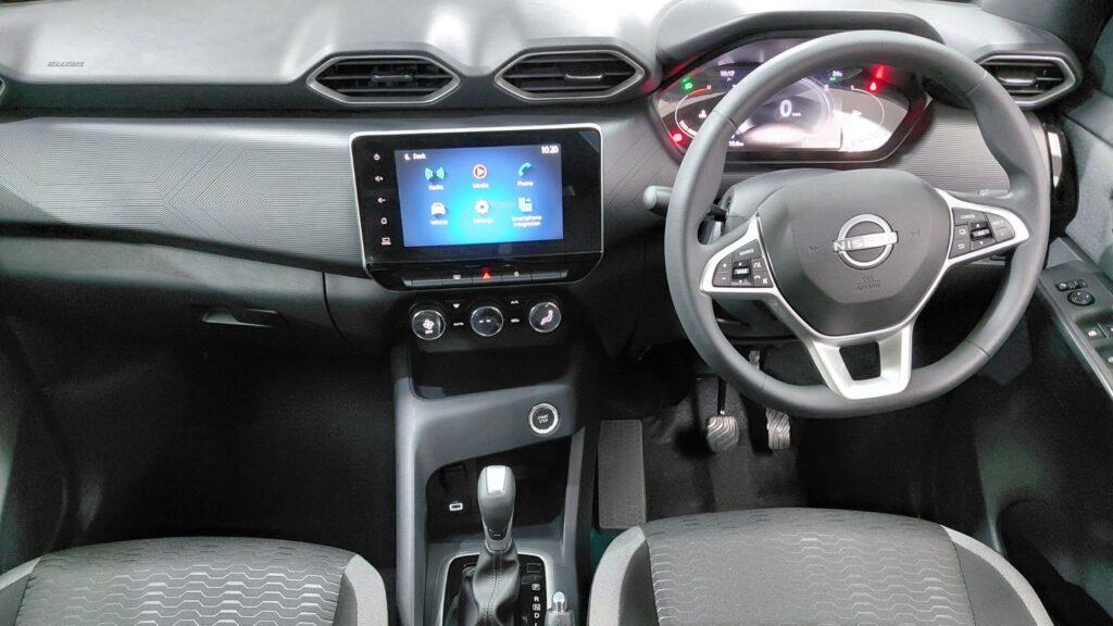 Nissan Magnite CVT - Dashboard
