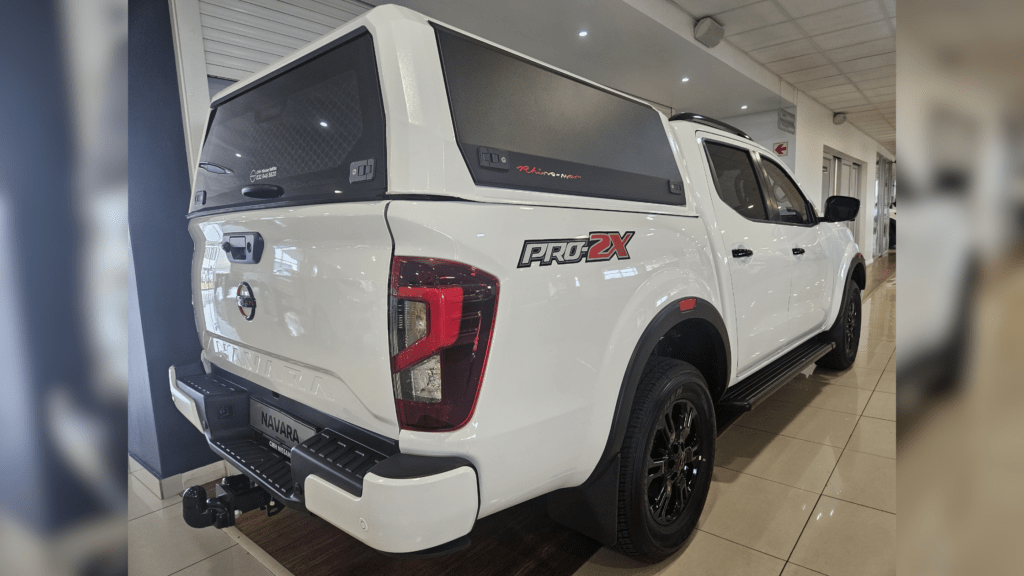CMH NISSAN NAVARA PRO2X FULL BACK VIEW (1)